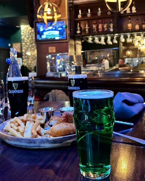 Pippin's tavern - We had a great time on @wgnnews Spotlight Chicago highlighting our Paddy’s weekend festivities! Join us all weekend long for a special Paddy’s menu, an endless amount of green beer, Irish Dueling...